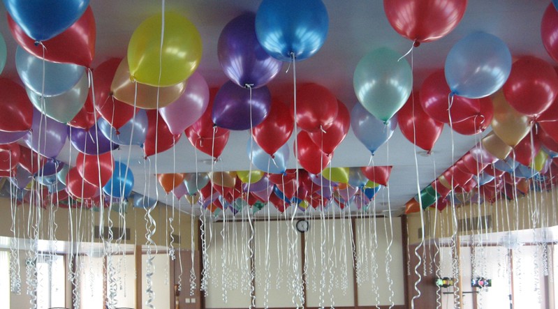 Воздушные шары с гелием, обработанные Hi-float (35см)
